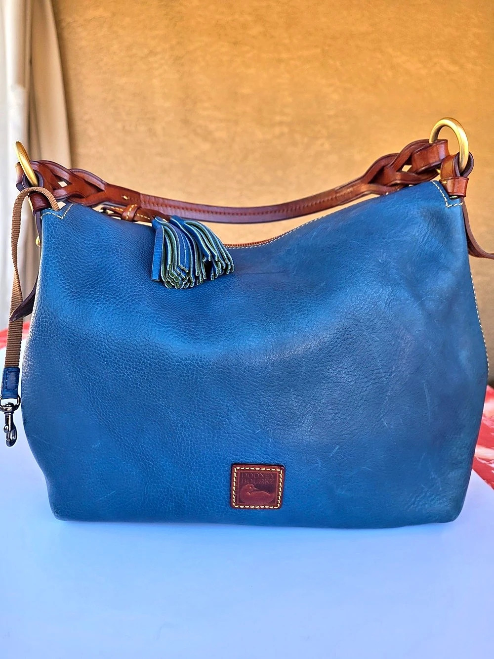 DOONEY & BOURKE Mckenzie Ocean Blue Leather Large Hobo Bag Tassel R$348